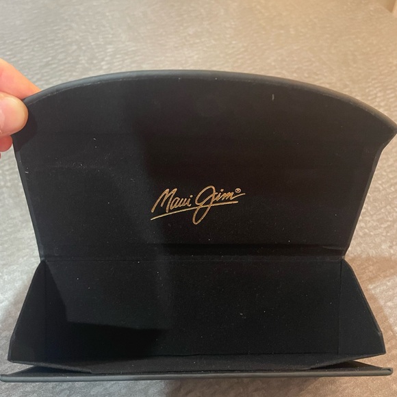 Maui Jim Sunglasses Case - Picture 2 of 2